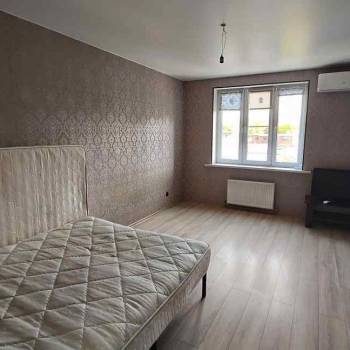 Сдается 1-комнатная квартира, 41 м²