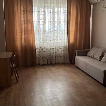 Сдается 1-комнатная квартира, 54 м²