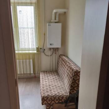 Продается 1-комнатная квартира, 49 м²