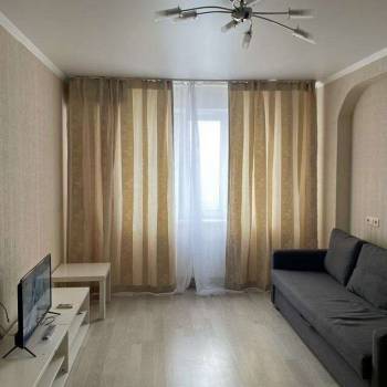 Сдается 1-комнатная квартира, 44 м²