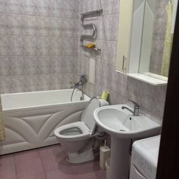 Продается 1-комнатная квартира, 46,7 м²