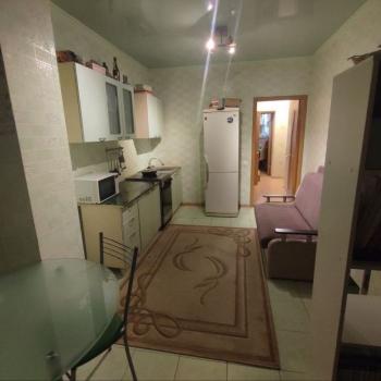 Продается 1-комнатная квартира, 47 м²