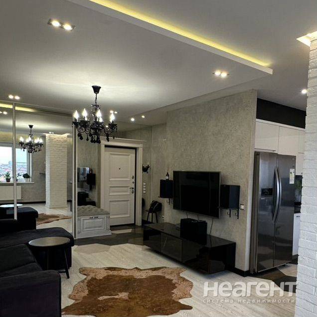 Продам 3-х комн. квартиру, ул. Петра Метальникова