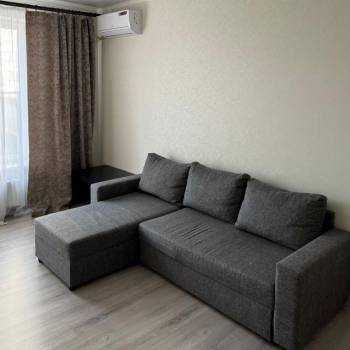 Сдается 1-комнатная квартира, 42 м²