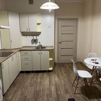 Сдается 1-комнатная квартира, 48 м²