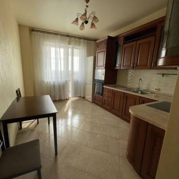 Продается 1-комнатная квартира, 47,3 м²