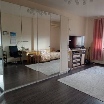 Продается 1-комнатная квартира, 46,9 м²