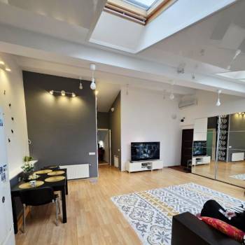 Продается 2-х комнатная квартира, 61,5 м²