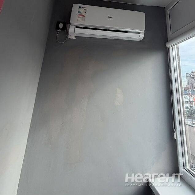 Продам 1-к квартиру, п. Российский, ул. Шевкунова