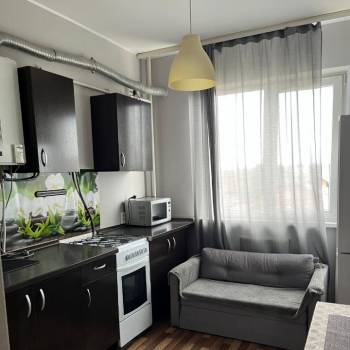 Сдается 1-комнатная квартира, 32 м²