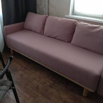 Продается 1-комнатная квартира, 42 м²