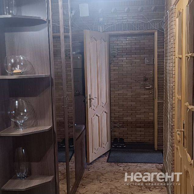 Продаю 3-ком. квартиру, КМР, ул. Сормовская