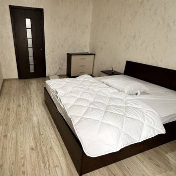 Продается 1-комнатная квартира, 47 м²