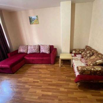 Сдается 1-комнатная квартира, 42 м²