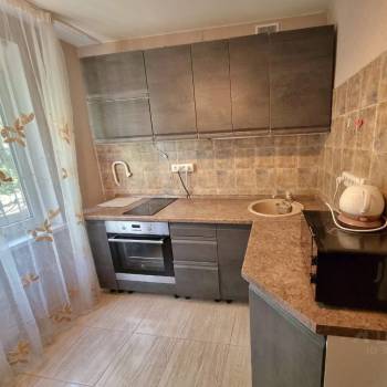 Продается 1-комнатная квартира, 29,8 м²