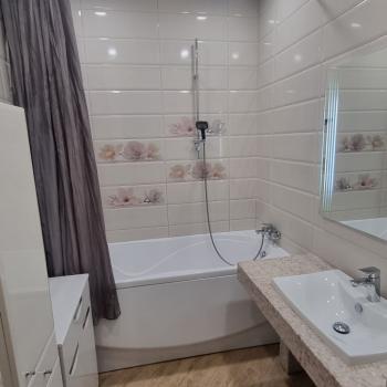 Продается 2-х комнатная квартира, 76 м²