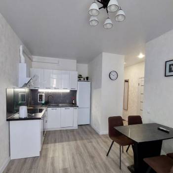 Сдается 1-комнатная квартира, 39 м²
