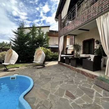 Продается Дом, 315 м²