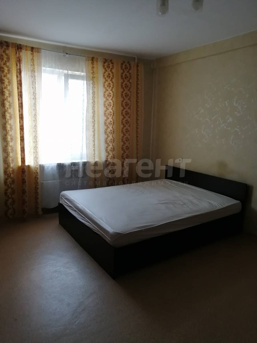 Продаю 1-комн. квартиру, ул. Рождественская набережная