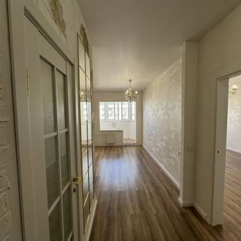 Продается 1-комнатная квартира, 49 м²