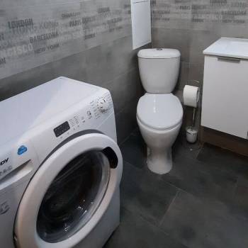 Продается 1-комнатная квартира, 37 м²