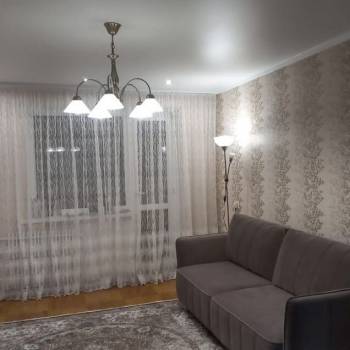 Продается 1-комнатная квартира, 60 м²