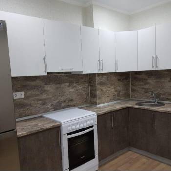 Сдается 1-комнатная квартира, 42 м²