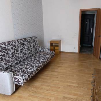 Сдается 1-комнатная квартира, 42 м²