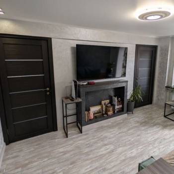 Продается Многокомнатная квартира, 60 м²