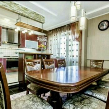 Продается 3-х комнатная квартира, 175 м²