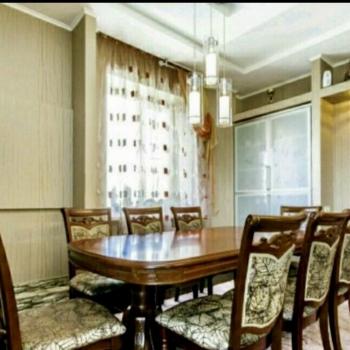 Продается 3-х комнатная квартира, 175 м²