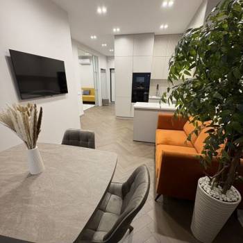 Сдается 2-х комнатная квартира, 60 м²