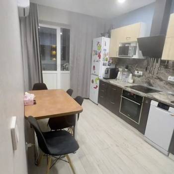 Продается 2-х комнатная квартира, 56 м²