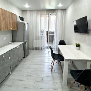 Продается 1-комнатная квартира, 41,3 м²