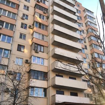 Продается 1-комнатная квартира, 35 м²