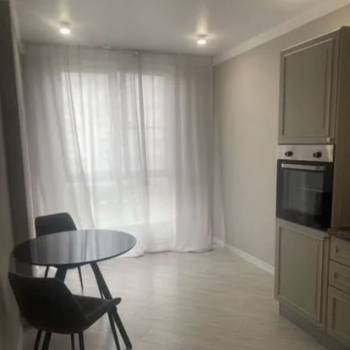 Продается 1-комнатная квартира, 41,7 м²
