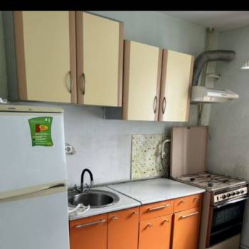 Продается 1-комнатная квартира, 29,7 м²