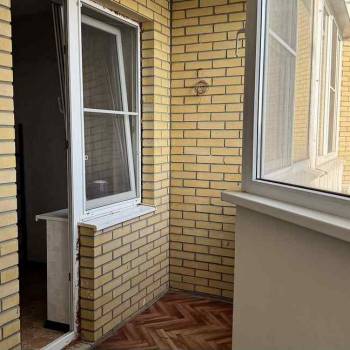 Сдается 1-комнатная квартира, 54 м²