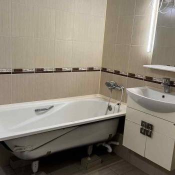 Сдается 1-комнатная квартира, 54 м²