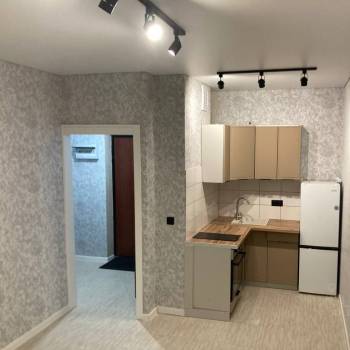 Продается 1-комнатная квартира, 39 м²