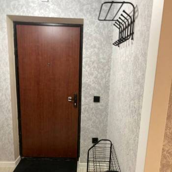 Продается 1-комнатная квартира, 39 м²