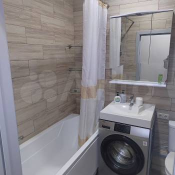 Сдается 1-комнатная квартира, 39 м²