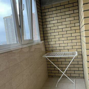 Сдается 1-комнатная квартира, 40 м²