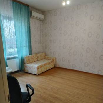 Продается 1-комнатная квартира, 33 м²