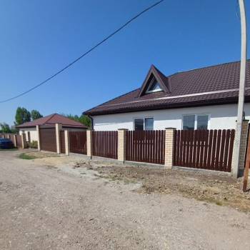 Продается Дом, 174 м²