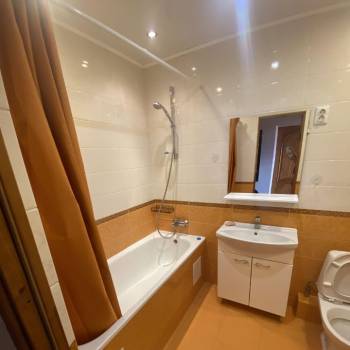 Сдается 1-комнатная квартира, 39 м²