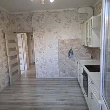 Сдается 1-комнатная квартира, 50 м²