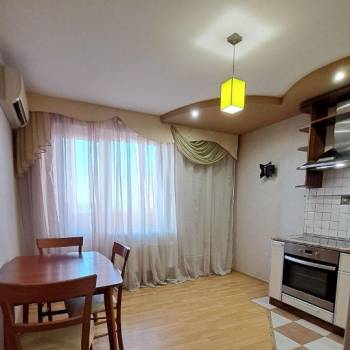 Продается 1-комнатная квартира, 43,4 м²