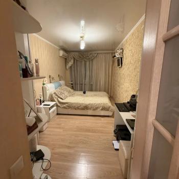 Продается 3-х комнатная квартира, 63 м²