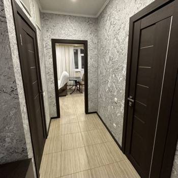 Сдается 1-комнатная квартира, 40 м²